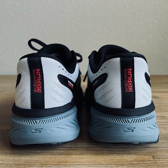 Skechers Men’s 8.5 Slip-ins Max Cushioning Premier 2.0 - Continuous White/ Black - Picture 12 of 16